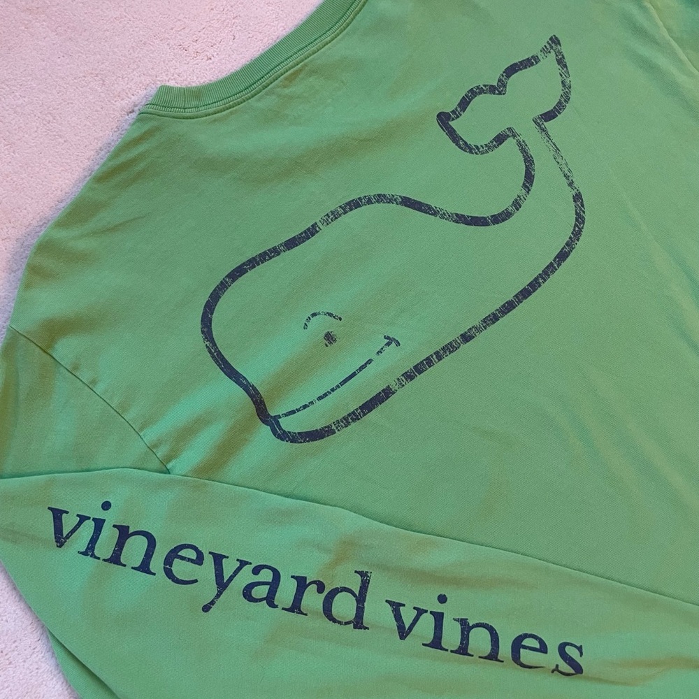 Vineyard Vines Women's long sleeve t-shirt sz. M